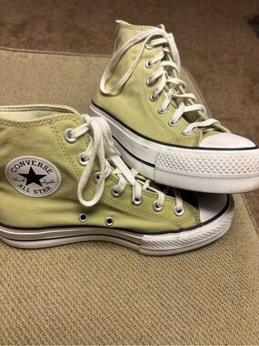 Converse Chuck Taylor High Top platform Sneakers - Pale Lime